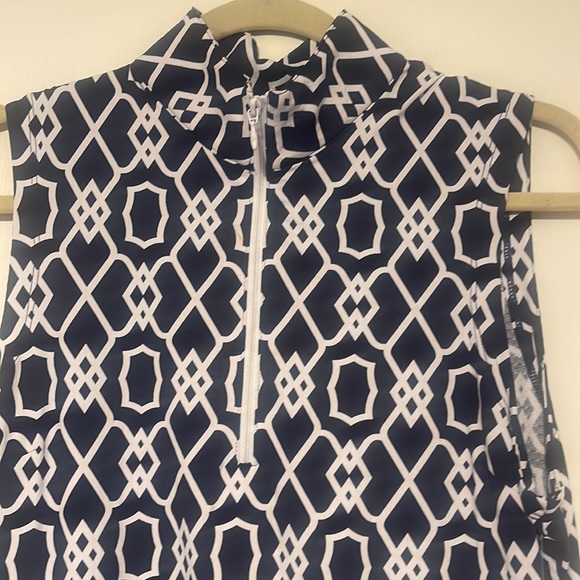 Navy and white pattern dress - Picture 4 of 7